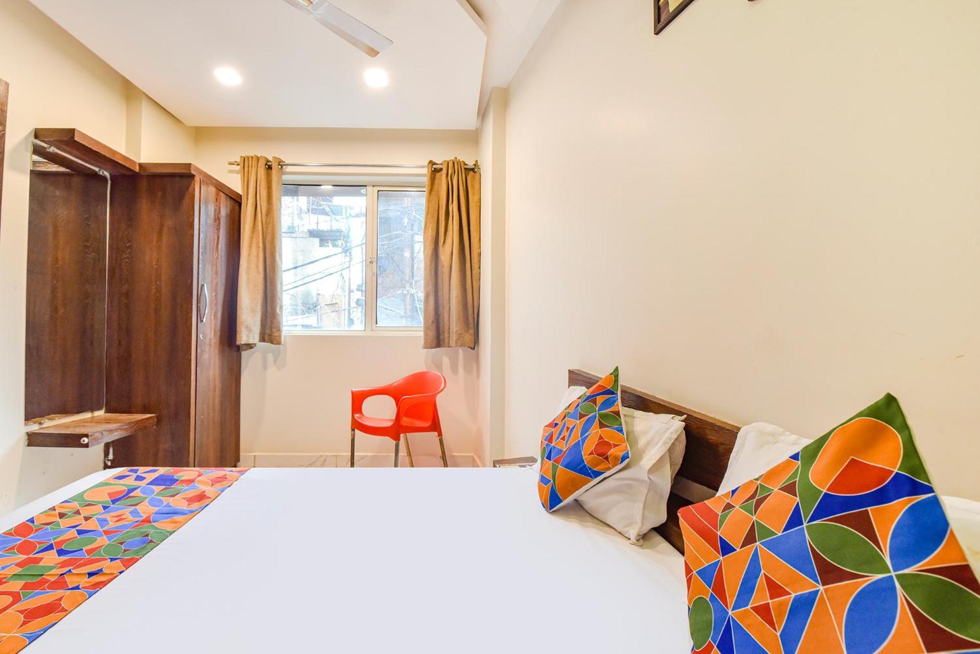 Fabexpress Ta Paradise Ujjain Luaran gambar