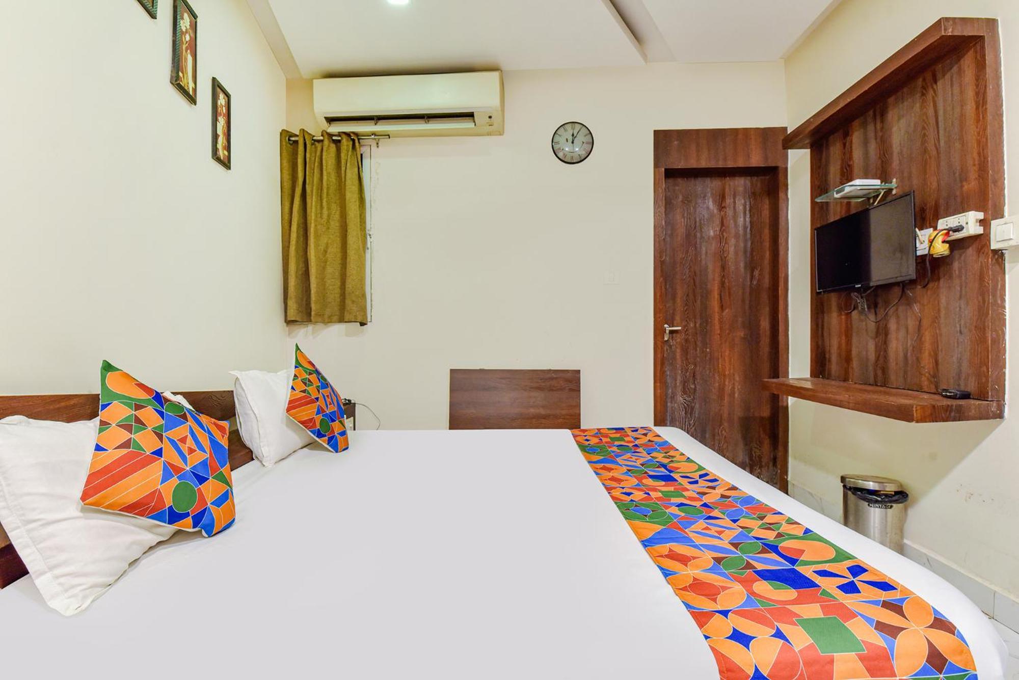 Fabexpress Ta Paradise Ujjain Luaran gambar
